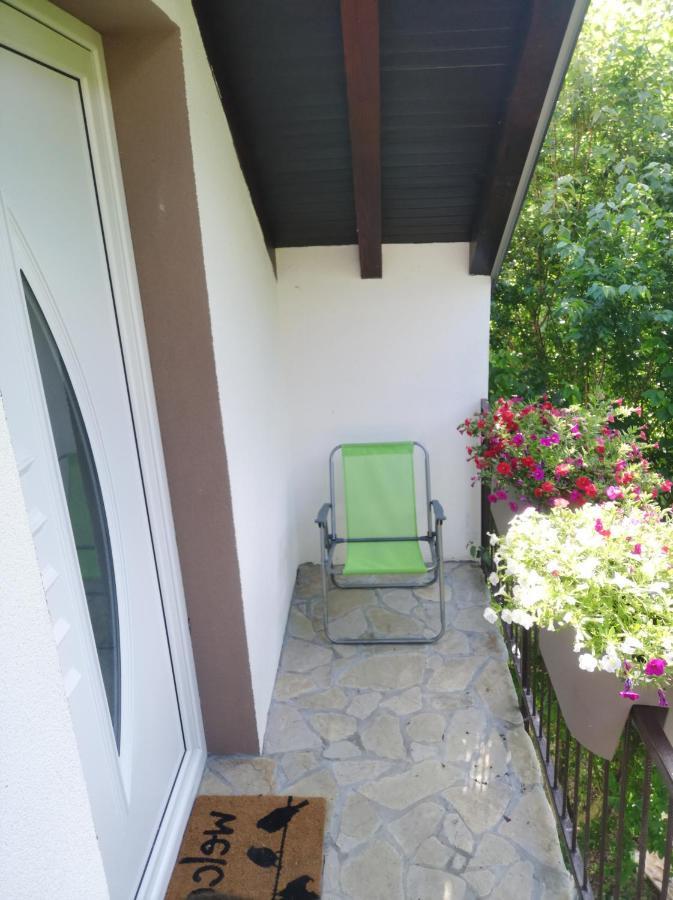 Stari Trsic Apartment Exterior photo