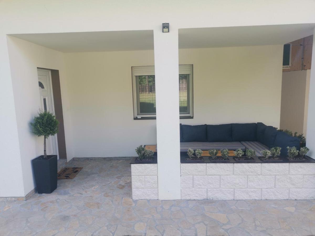 Stari Trsic Apartment Exterior photo